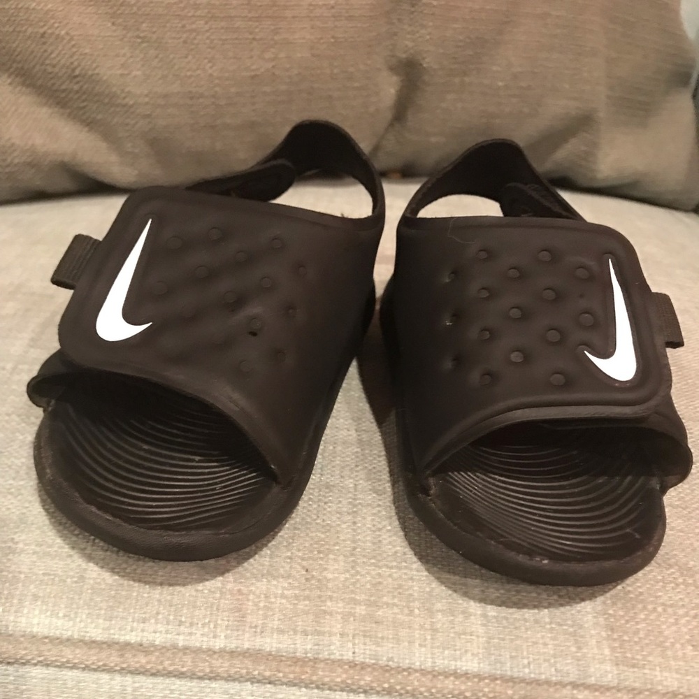 Toddler boys Nike sandals